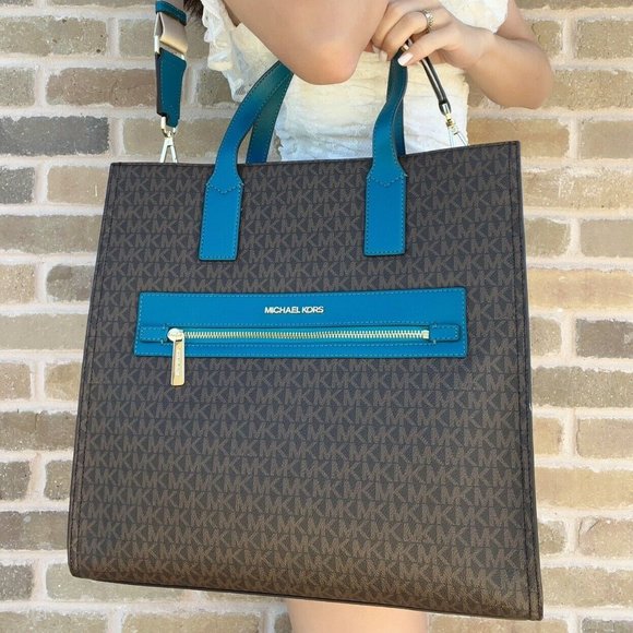 Michael Kors Handbags - NWT Michael Kors Signature Large Tote Bag